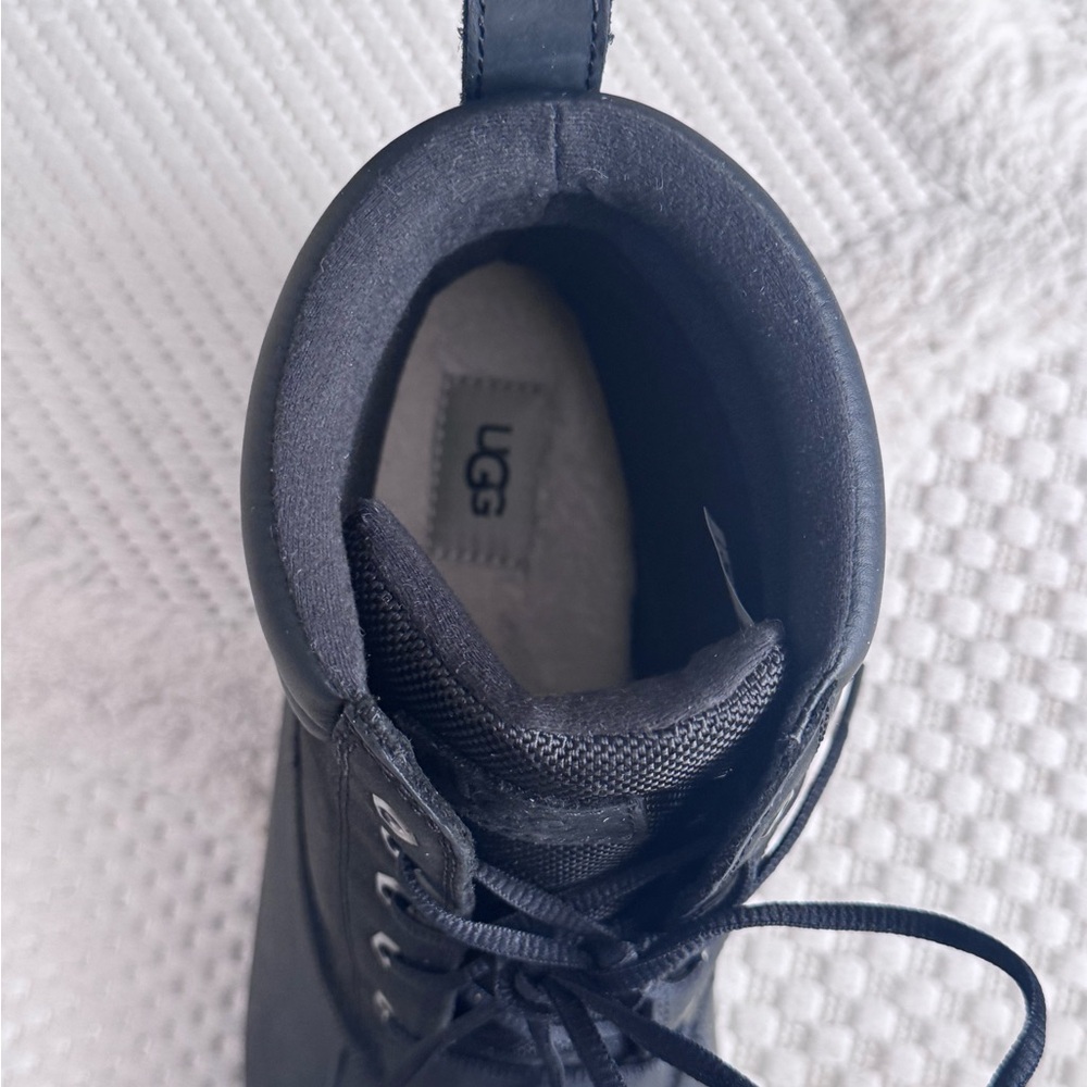 Used - Picture 2 of 6